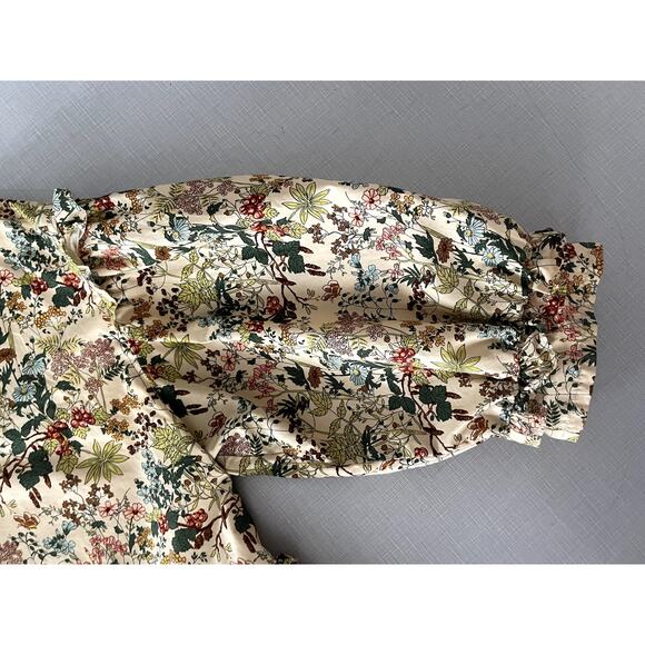 Meadows Floral Mini Dress - Picture 9 of 16